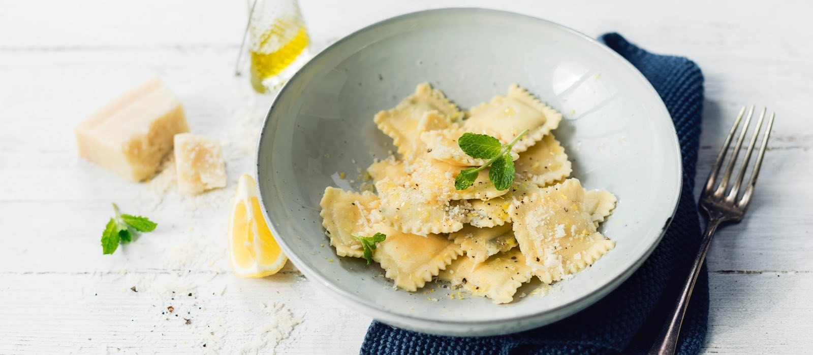 Aubergine og quinoa-ravioli med mynte Opskrifter KitchenAid officielle