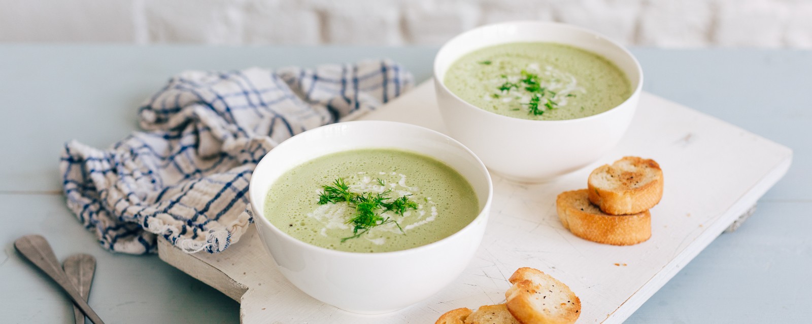 Homemade pea soup | Recipes | KitchenAid UK